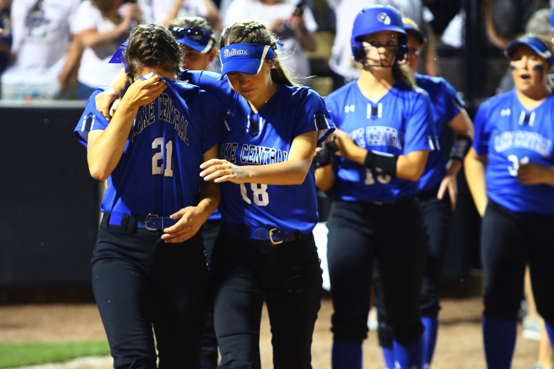 Lake Central vs. Decatur Central in state softball championship